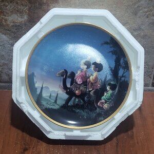 Precious Moments Decorative Plate Hamilton They Followed the Star 1991